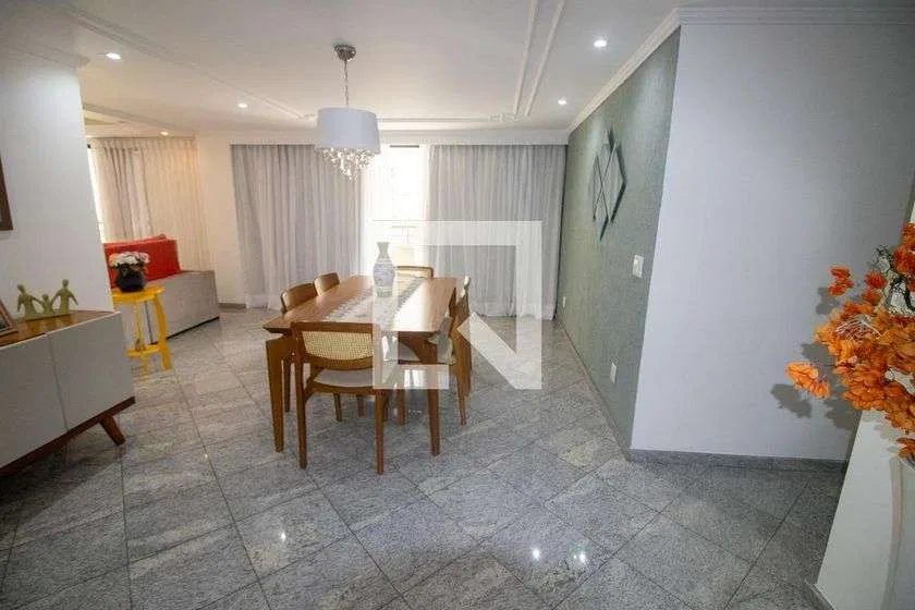 160 m² 3-suite rental apartment with balcony — photo 27