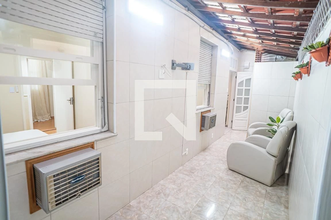 Furnished apartment with private garden and 2 bedrooms — photo 72