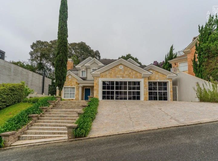 House with 4 bedrooms and 6 parking spaces, 1110 m² — photo 8