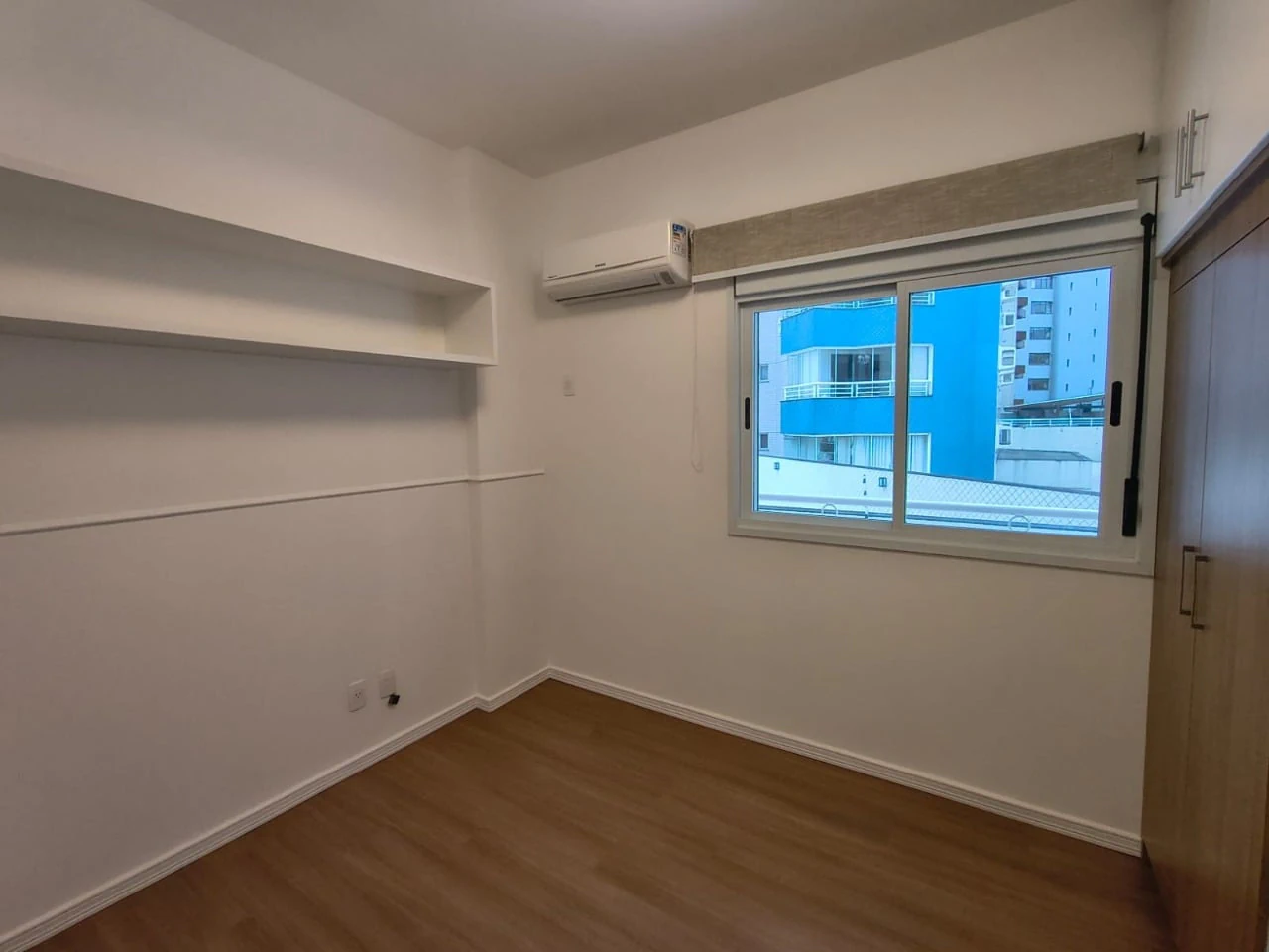 Furnished apartment, 67 m², with a grill on the balcony — photo 7