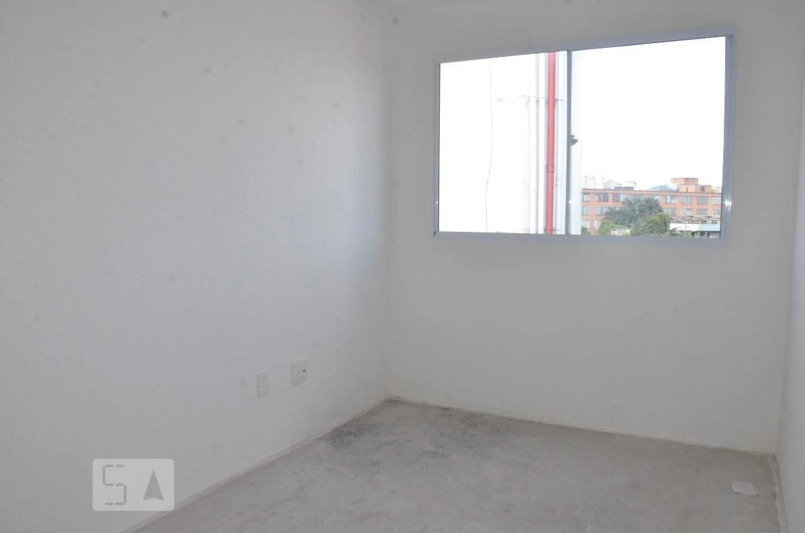 Balcony with a grill in a 2-bedroom apartment, 45 m² — photo 41