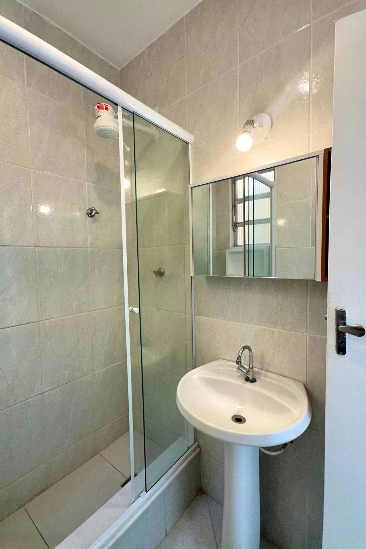 Apartamento com 1 quarto e cozinha americana — photo 13