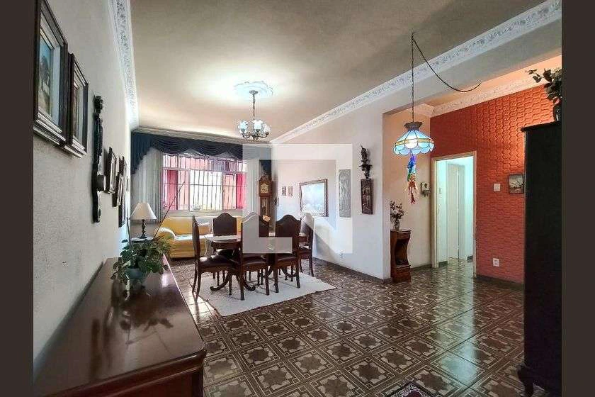 3-bedroom apartment with a separate closed kitchen
