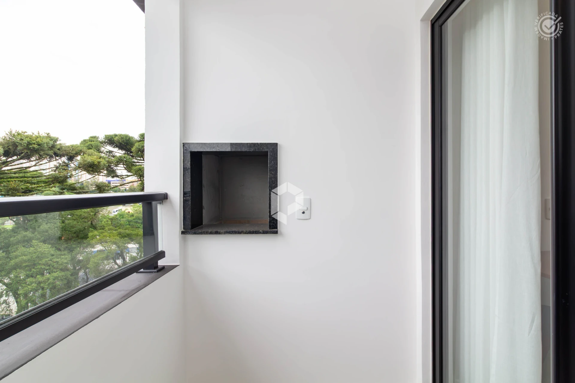 Home office in a 2-bedroom apartment, 48 m² — photo 13