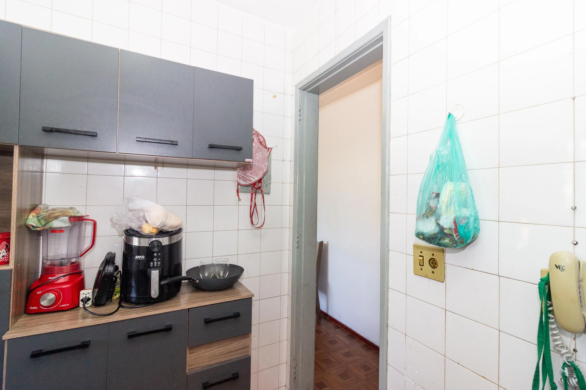 Furnished 2-bedroom apartment with 1 parking space — photo 19