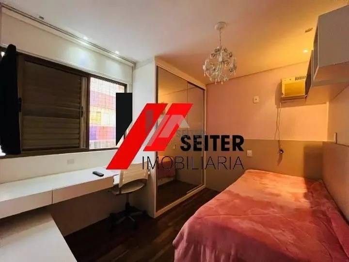Меблированная квартира 212 м² с застекленным балконом — photo 11