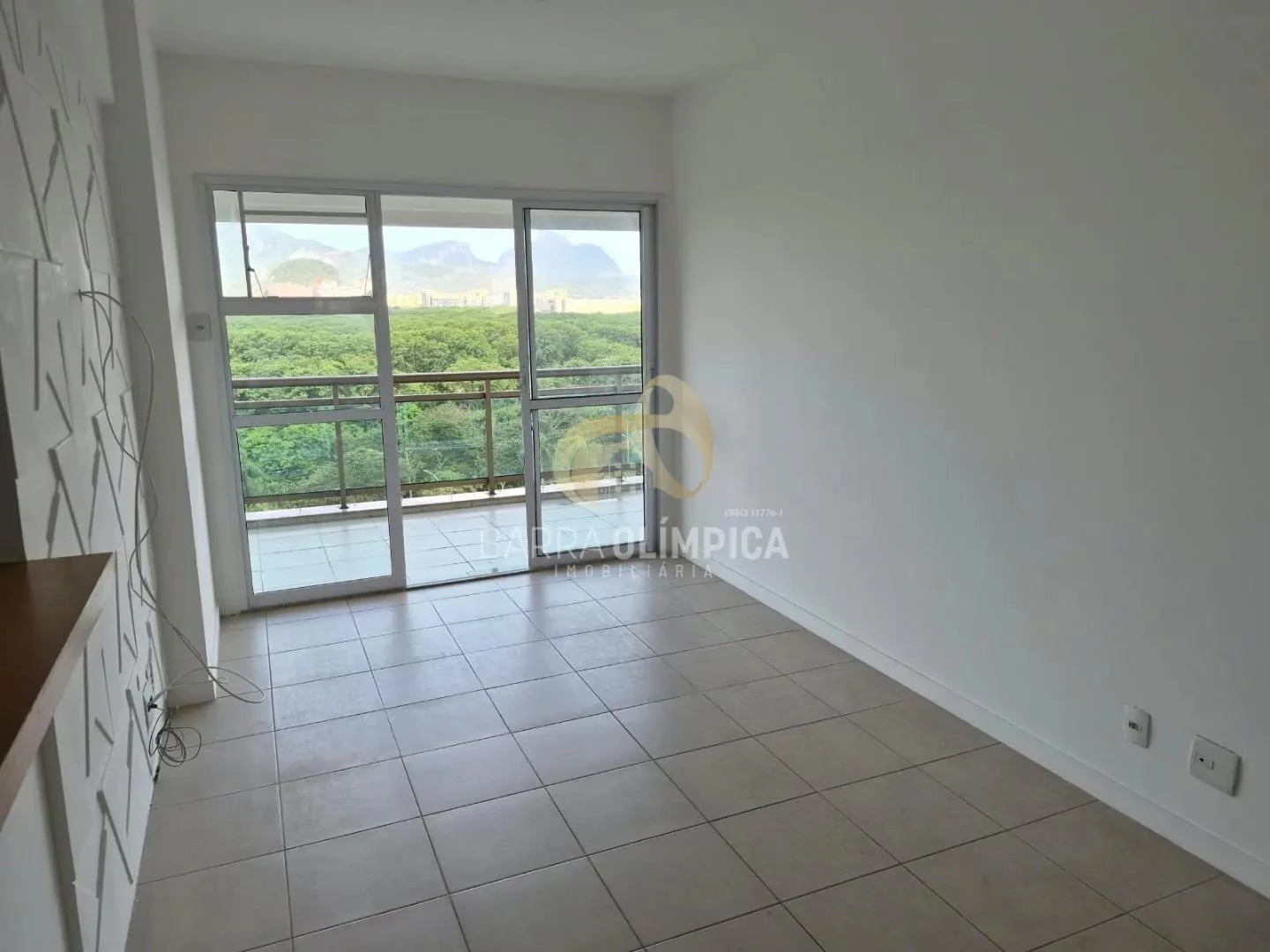 2-bedroom apartment with a walk-in closet in Rio de Janeiro — photo 10