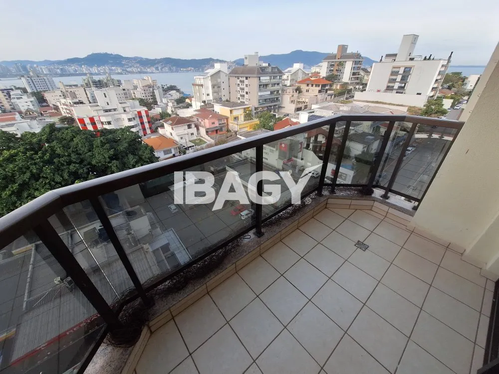 3-bedroom apartment with 3 bathrooms and 129 m² — photo 7