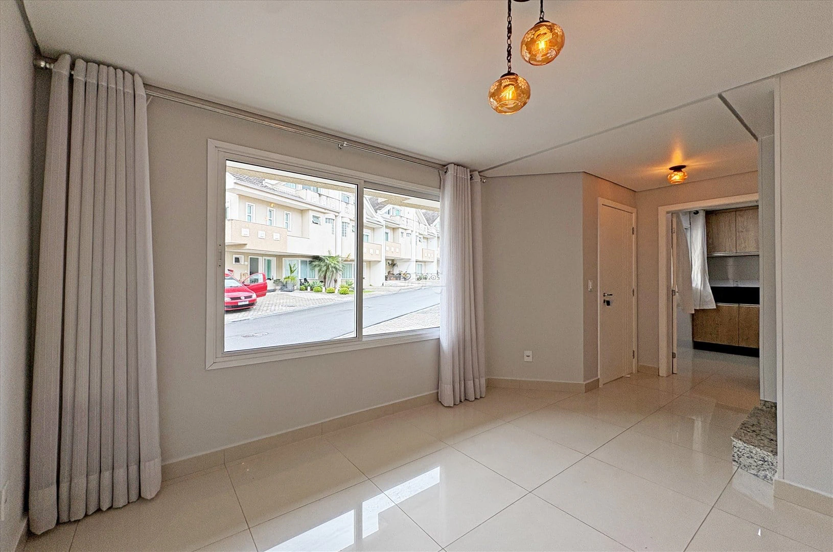 Casa, 172 m², com varanda envidraçada — photo 11