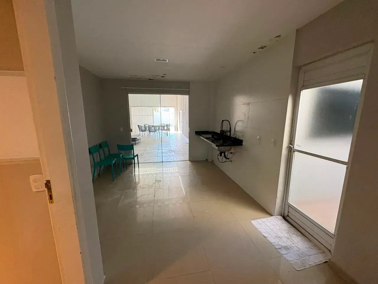 Furnished house with 5 bedrooms and 5 bathrooms — photo 5