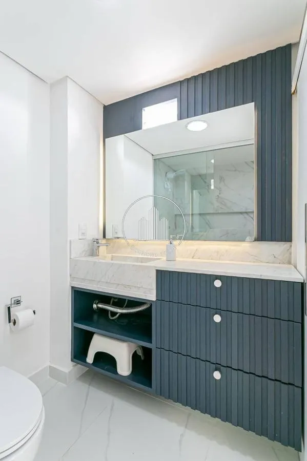 House with 6 en-suite bedrooms, 800 m² and 4 parking spots — photo 20