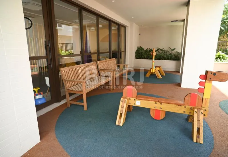 Furnished 78 m² apartment with 2 bedrooms and 1 parking — photo 25