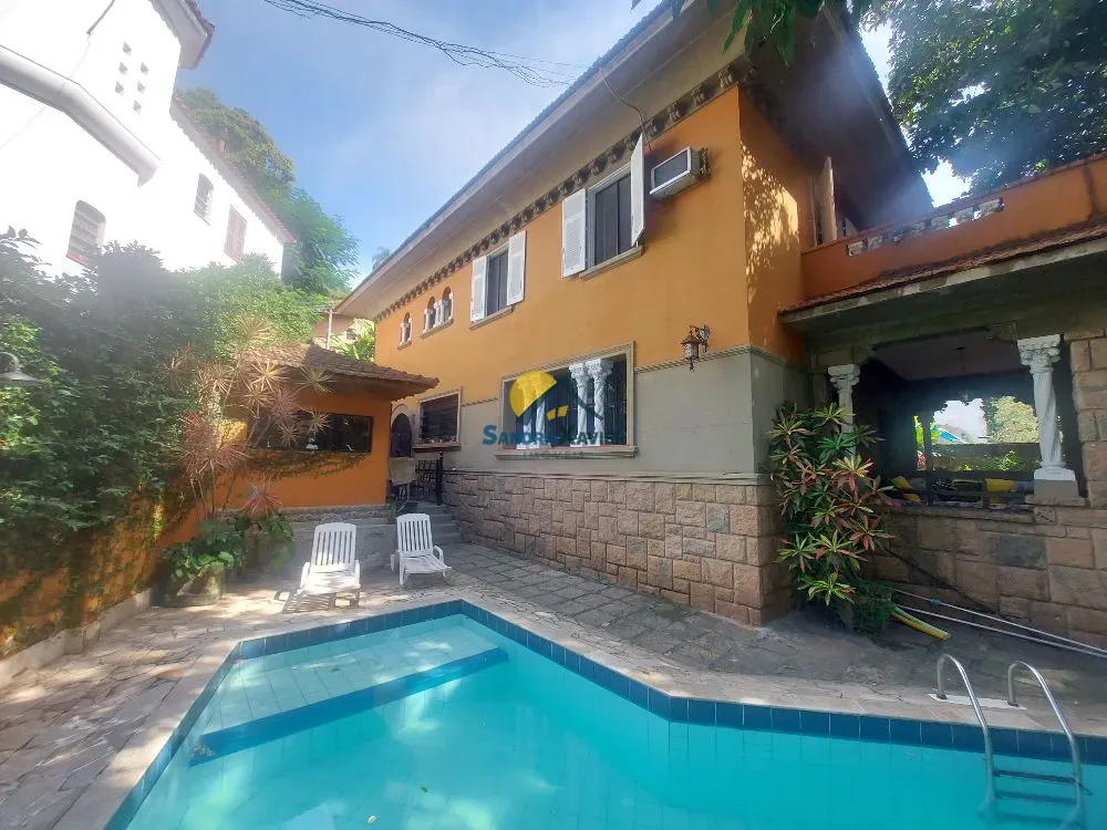 Furnished 700 m² house with 4 bedrooms and 2 en-suites — photo 63