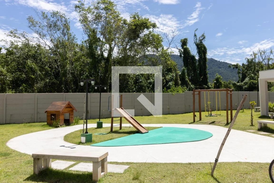 Вид на гори та 2 спальні: квартира 43 м² — photo 32