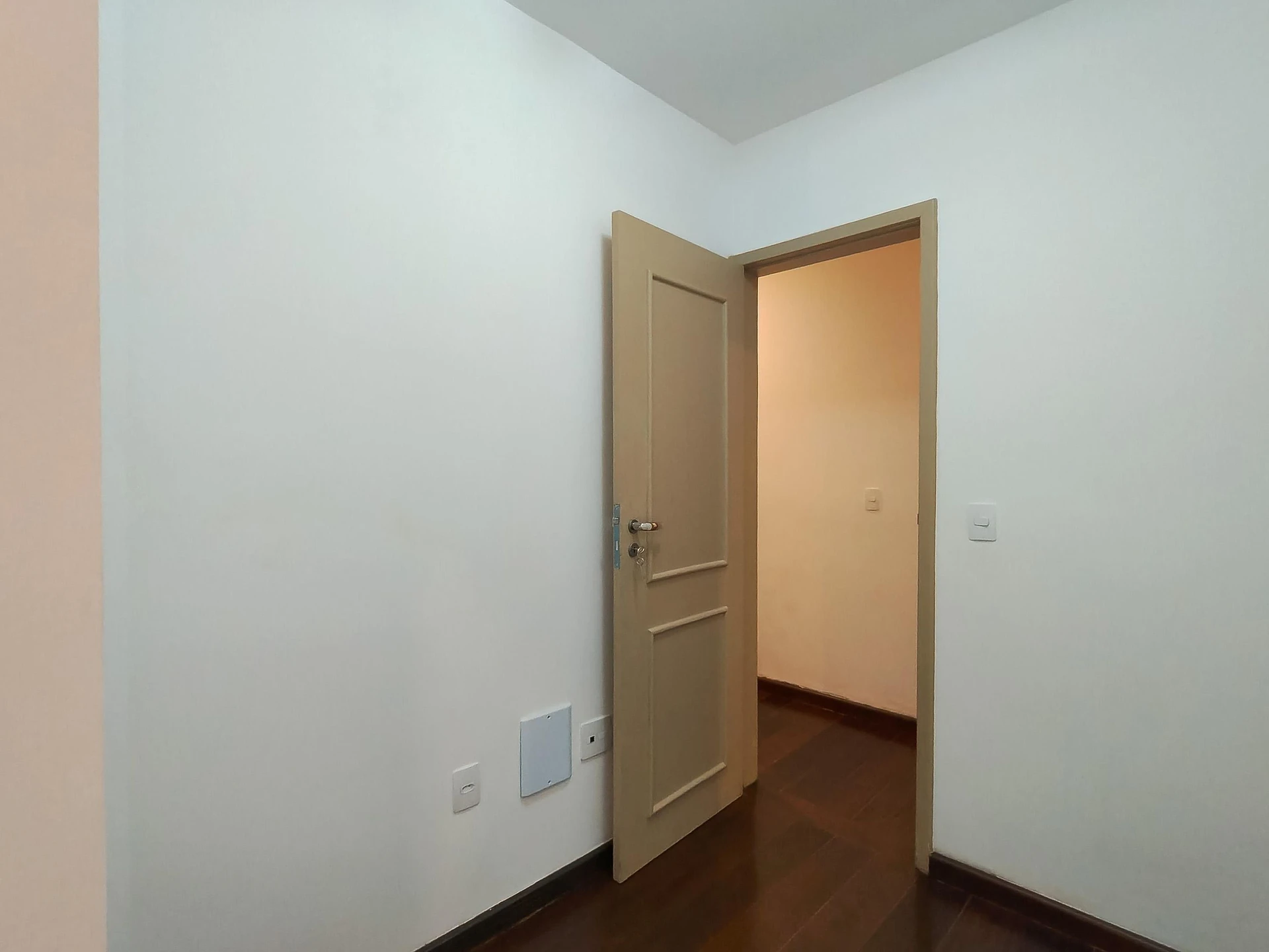 House for rent with 5 bedrooms and 8 bathrooms — photo 62