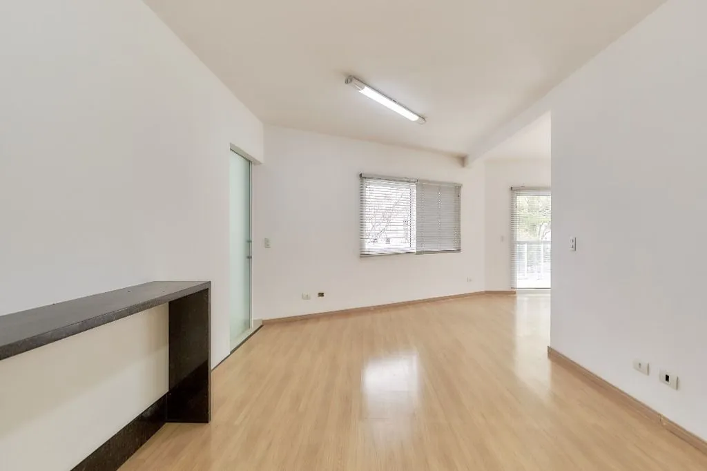3-bedroom apartment with balcony and 120 m² — photo 17