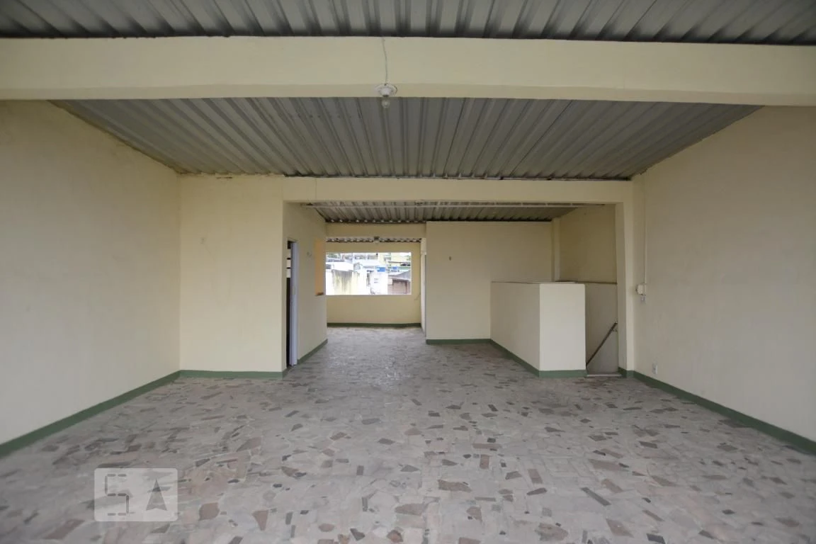 3-bedroom apartment with a glass-enclosed balcony