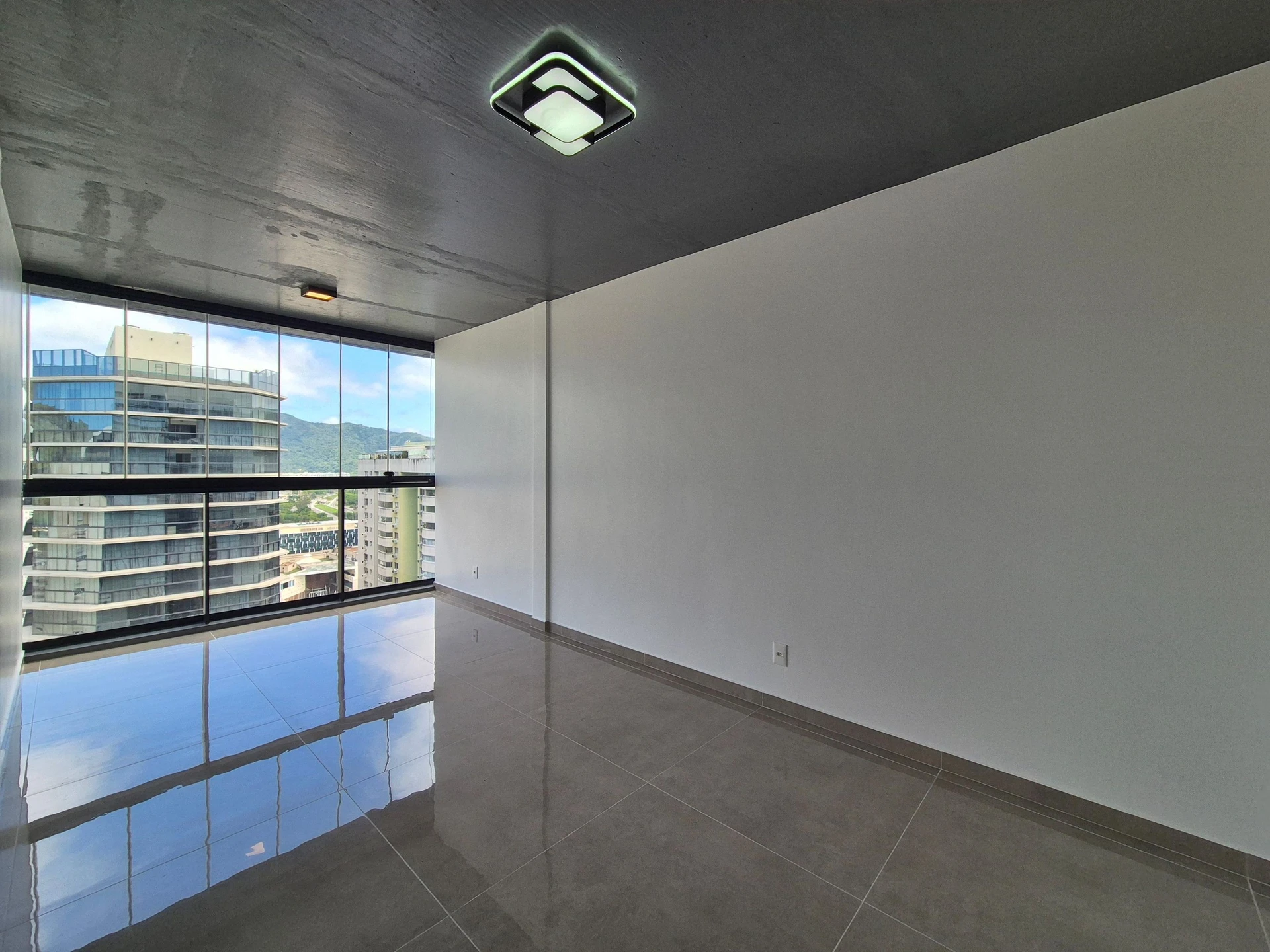 Washing machine in a 2-bedroom apartment, 84 m² — photo 14