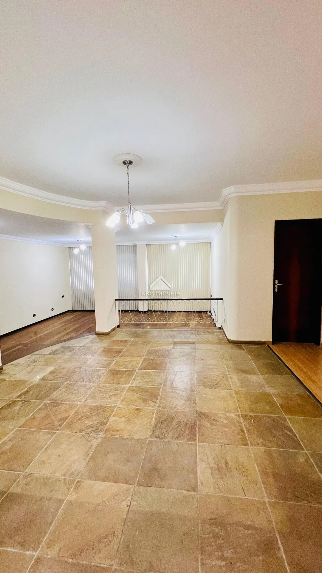 3-bedroom apartment with a home office in Curitiba — photo 29