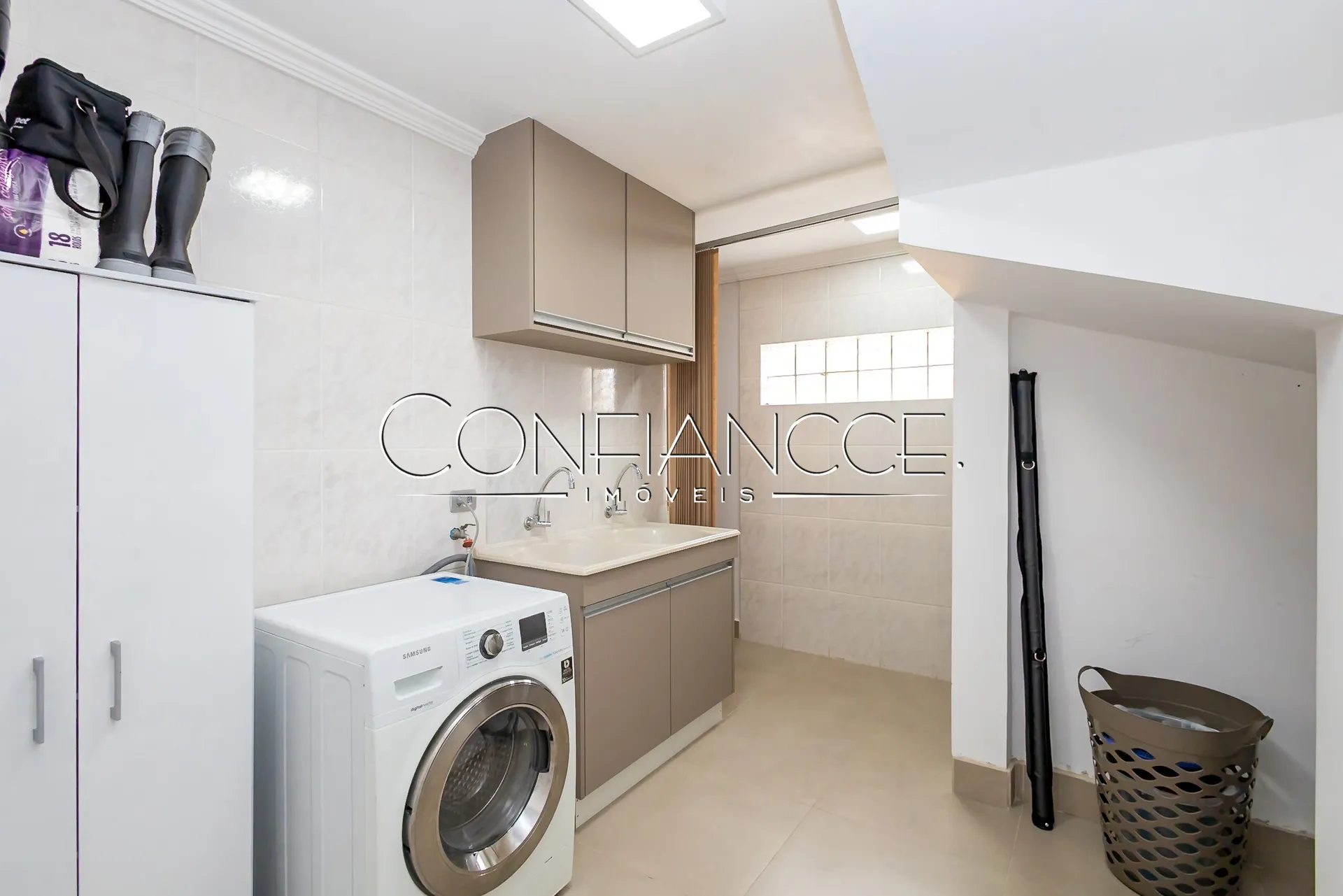 Furnished house, 228 m², with a private BBQ — photo 24