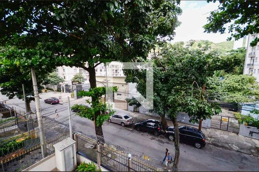 Apartamento para aluguel de 75 m² com 3 quartos — photo 3