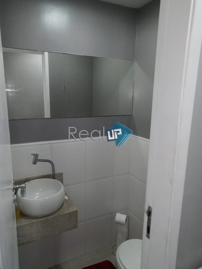 Apartamento com 4 quartos e varanda — photo 35