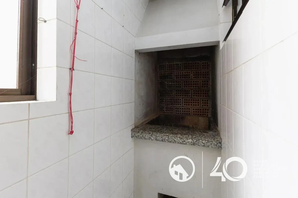Apartment, 148 m², with a glass-enclosed balcony — photo 23