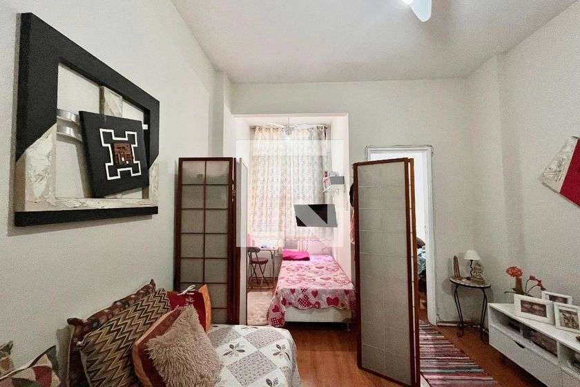 Furnished 40 m² apartment with 1 bedroom and 1 bathroom — photo 7