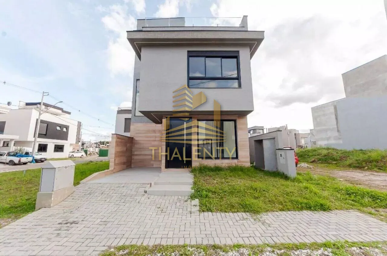 Condo house with open-plan kitchen and 3 en-suite bedrooms