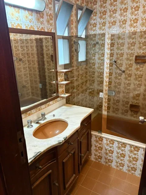 Unfurnished 3-bedroom apartment with 3 bathrooms — photo 18