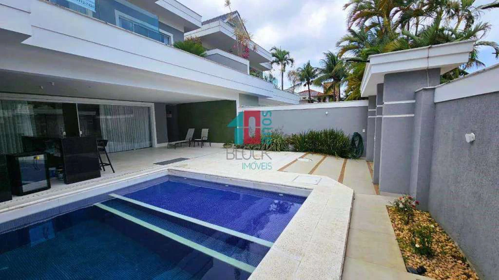 4-bedroom apartment with private garden and 364 m² — photo 14