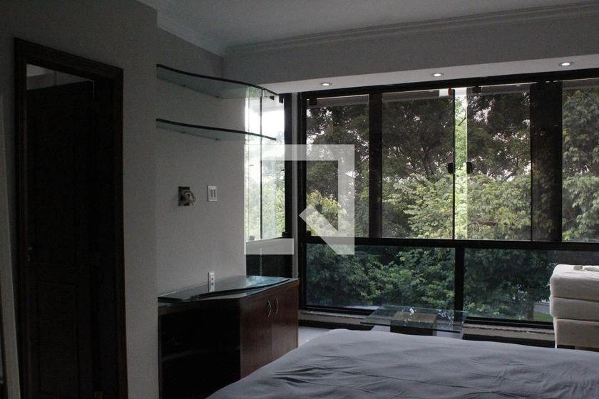 800 m² house with 5 bedrooms and a private-use pool — photo 32