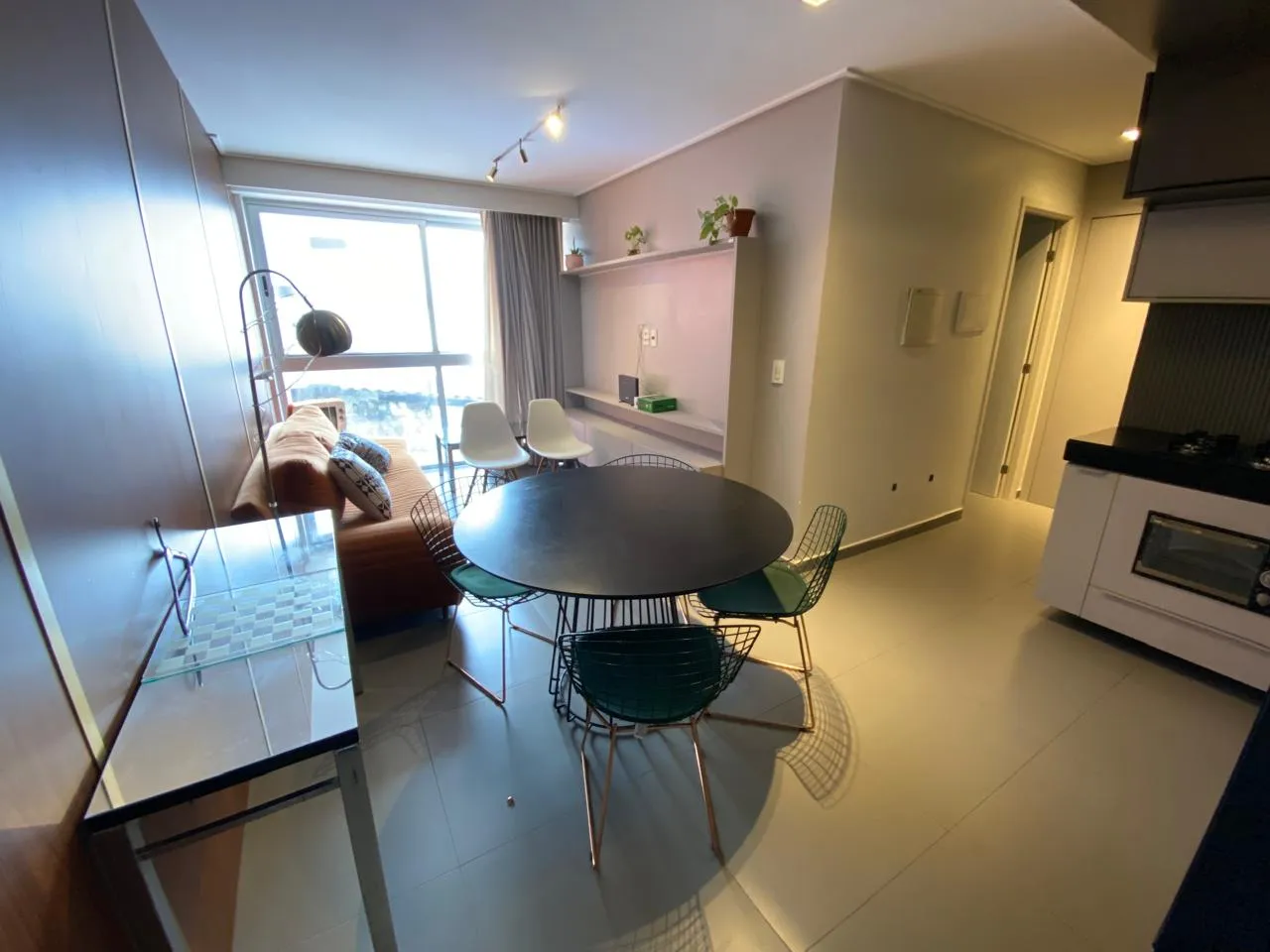 Furnished 55 m² apartment with an open kitchen and suite — photo 2