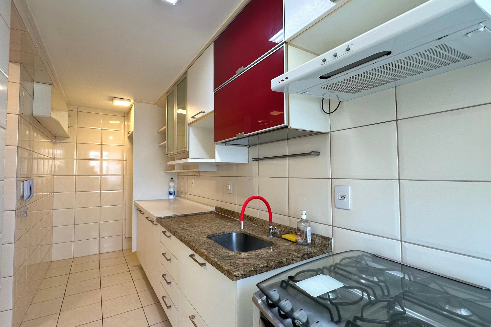 Apartamento de 3 quartos com vista para a água — photo 26