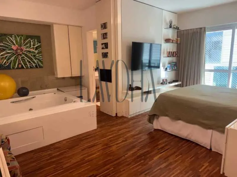 Apartamento mobiliado com 4 quartos e 5 banheiros — photo 2