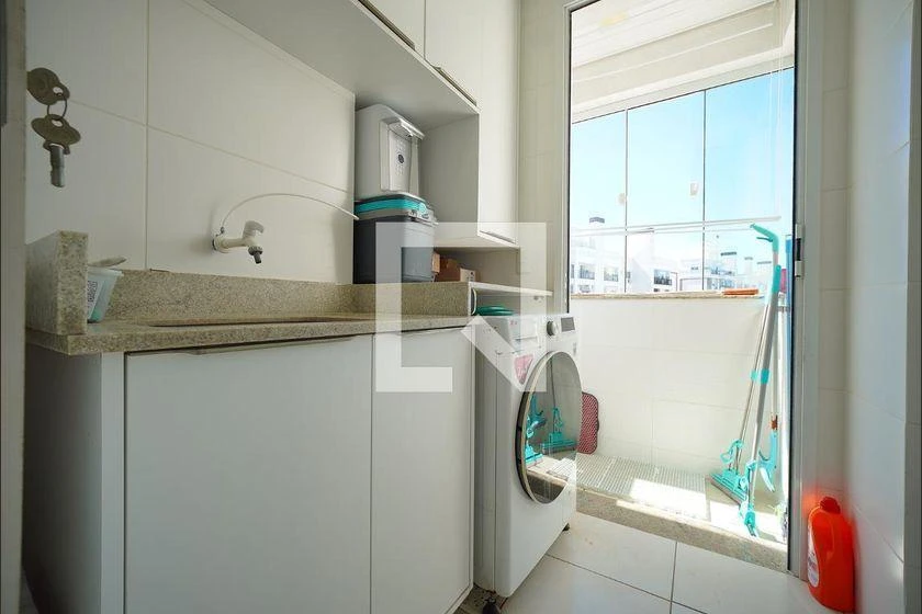 3-bedroom apartment with a water view in Florianópolis — photo 7