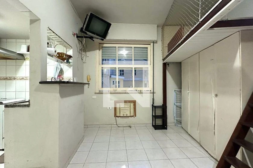 Furnished one-bedroom apartment, 35 m² — photo 7