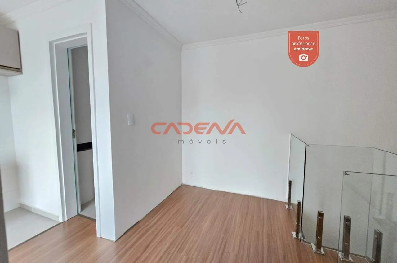 Apartamento com piso de madeira ou laminado, Parolin — photo 15