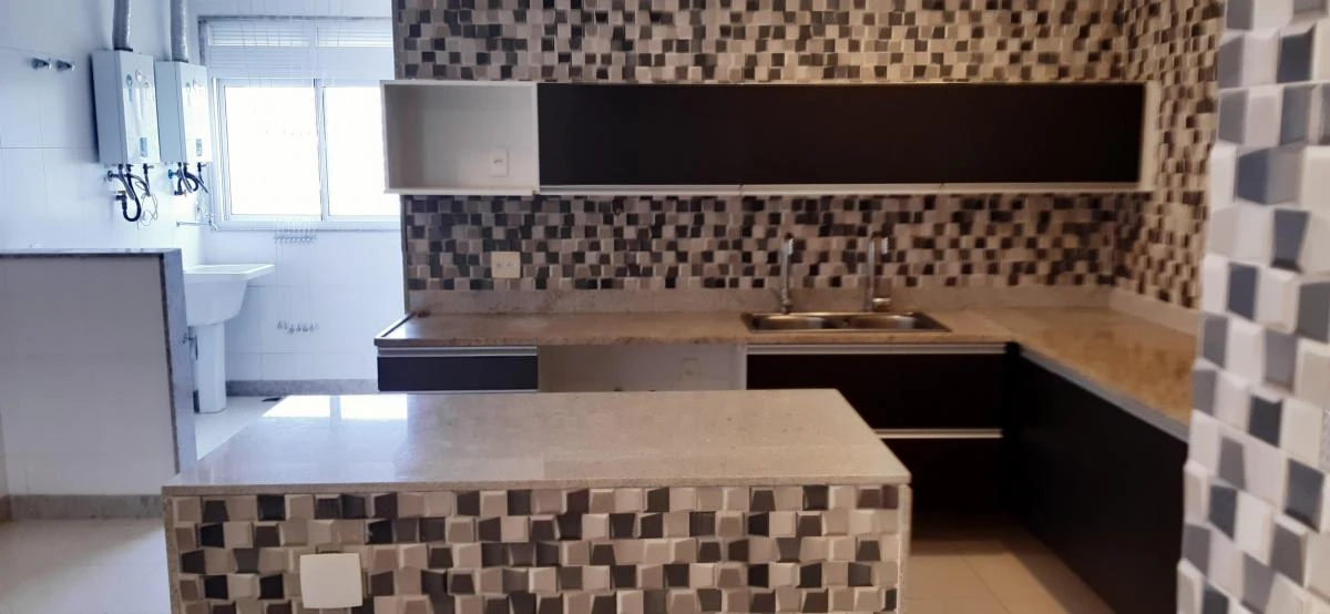 Unfurnished apartment with 4 en-suite bedrooms and 292 m² — photo 3