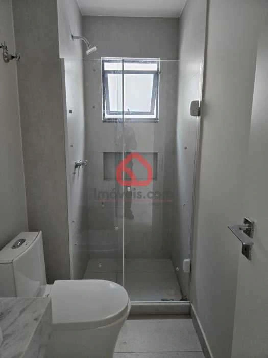 Casa de 214 m² com 4 suítes e 5 banheiros — photo 18
