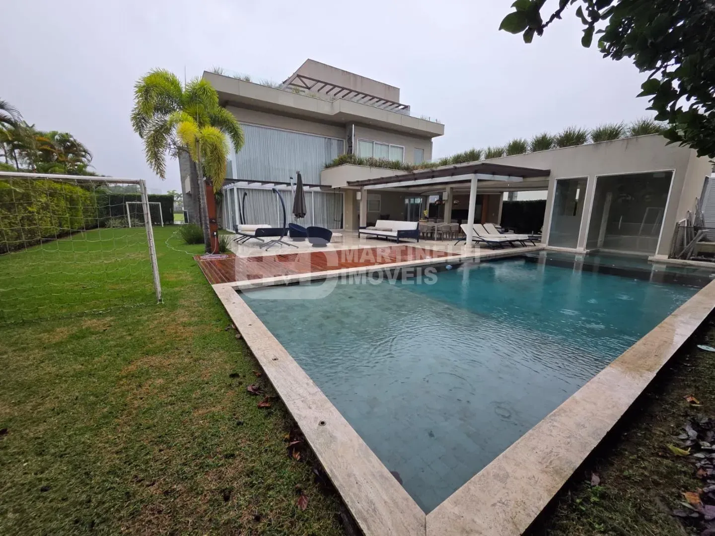 Furnished house with 5 bedrooms and 5 bathrooms — photo 21