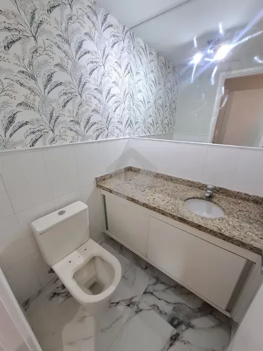 160 m² apartment with a water view and a home office — photo 15
