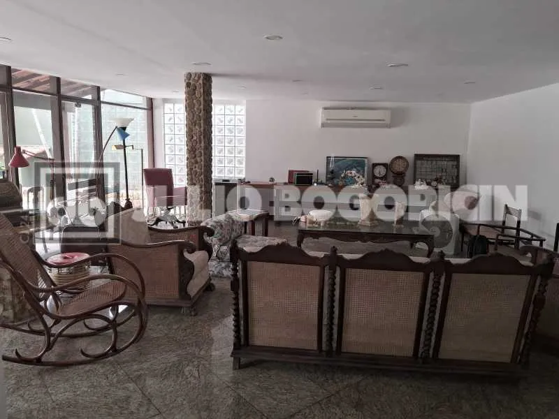 Residential house with 3 bedrooms and 4 bathrooms — photo 7