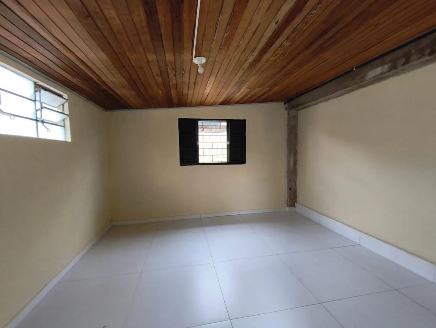 Piso de madera o laminado y 4 dormitorios: casa de 183 m² — photo 21
