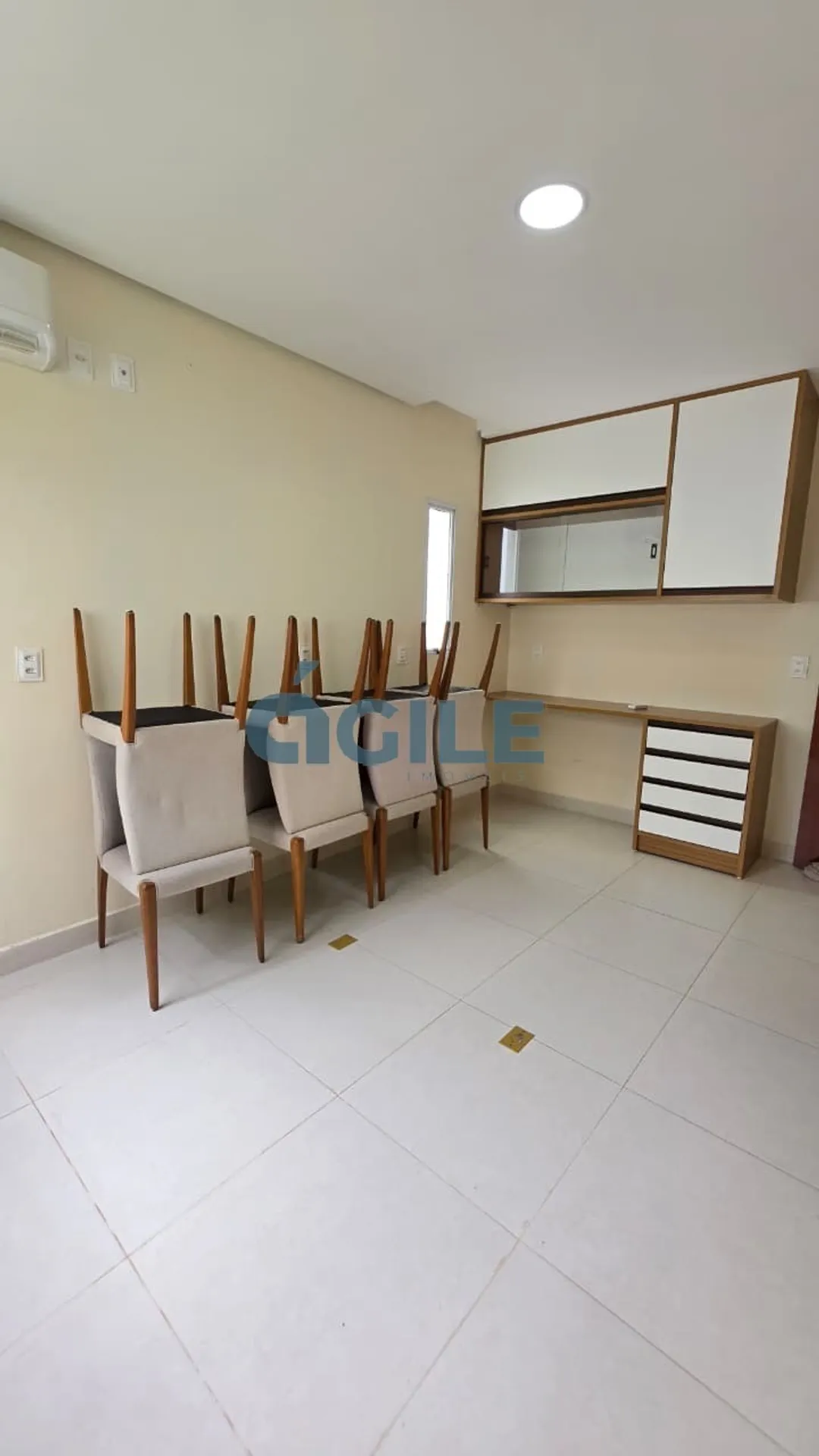 Washing machine in a 4-bedroom house, 200 m² — photo 15