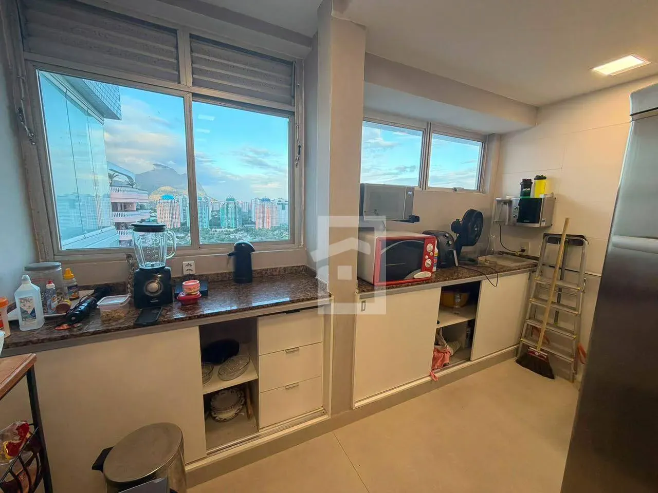 Furnished duplex penthouse with 3 bedrooms and 191 m² — photo 10