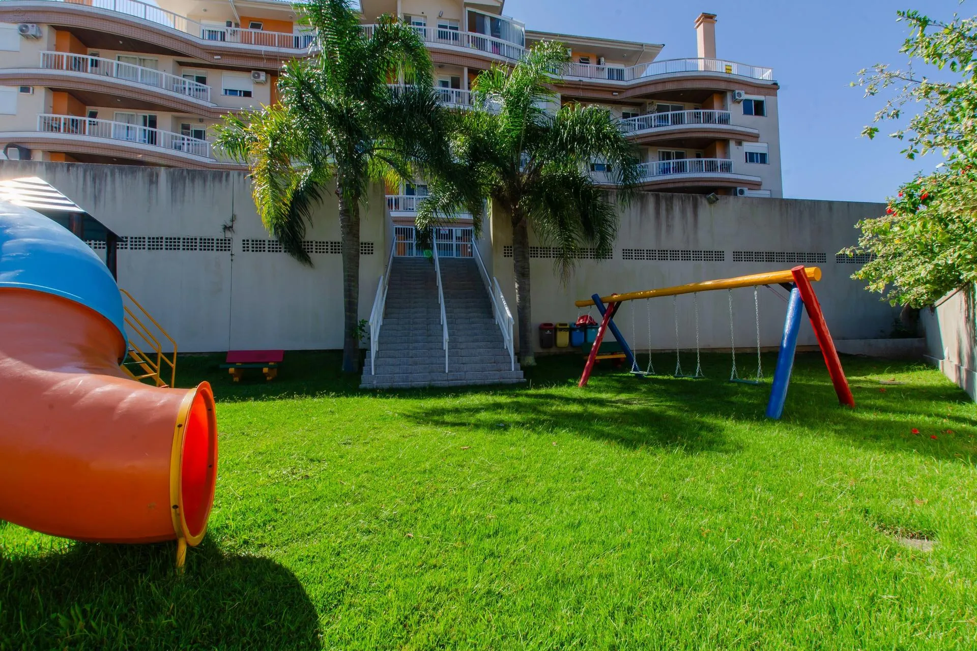 Mountain view in a 2-bedroom apartment, 65 m² — photo 46