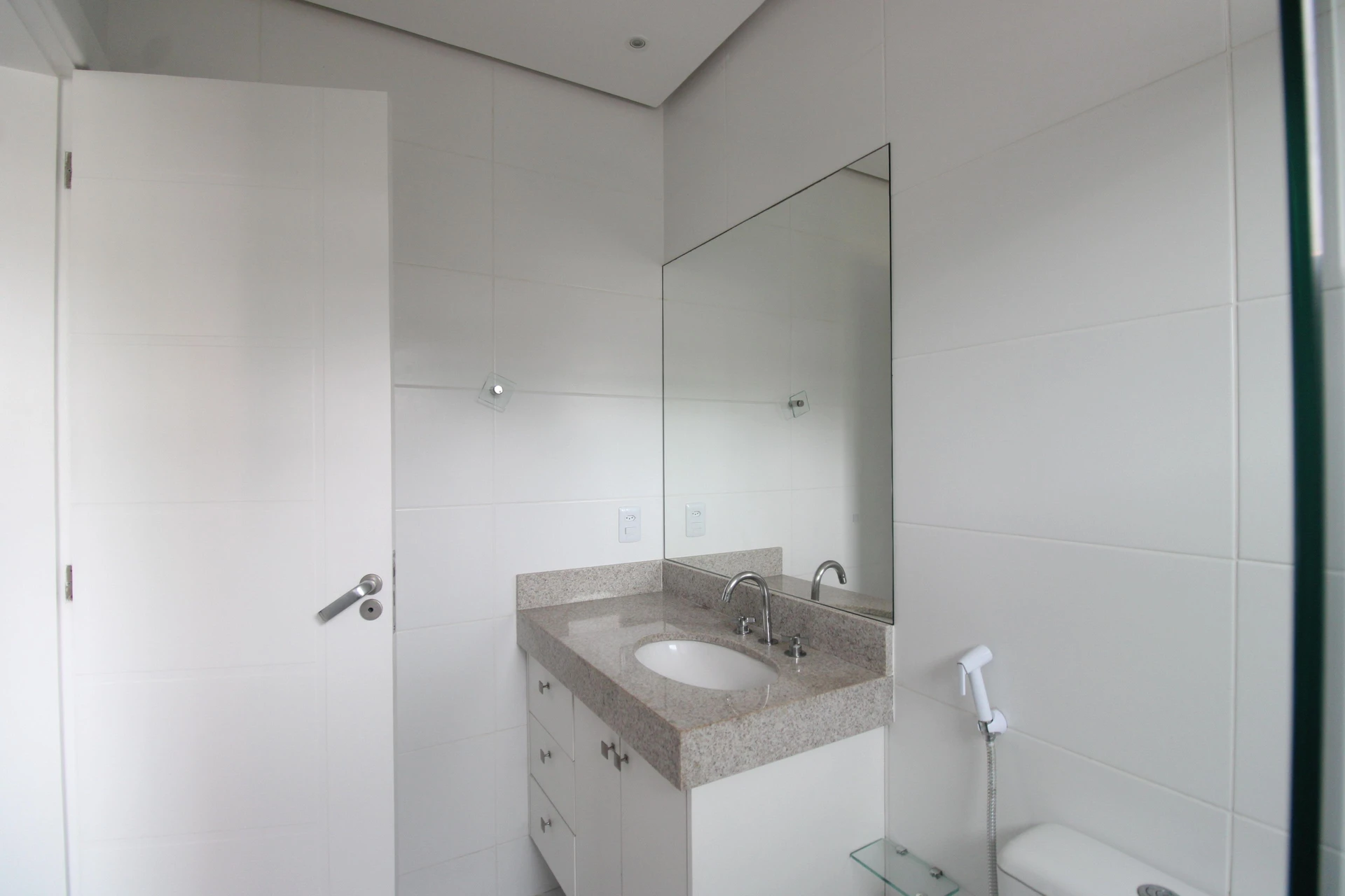 Casa mobiliada com 3 suítes e cozinha aberta com fogão a gás — photo 69