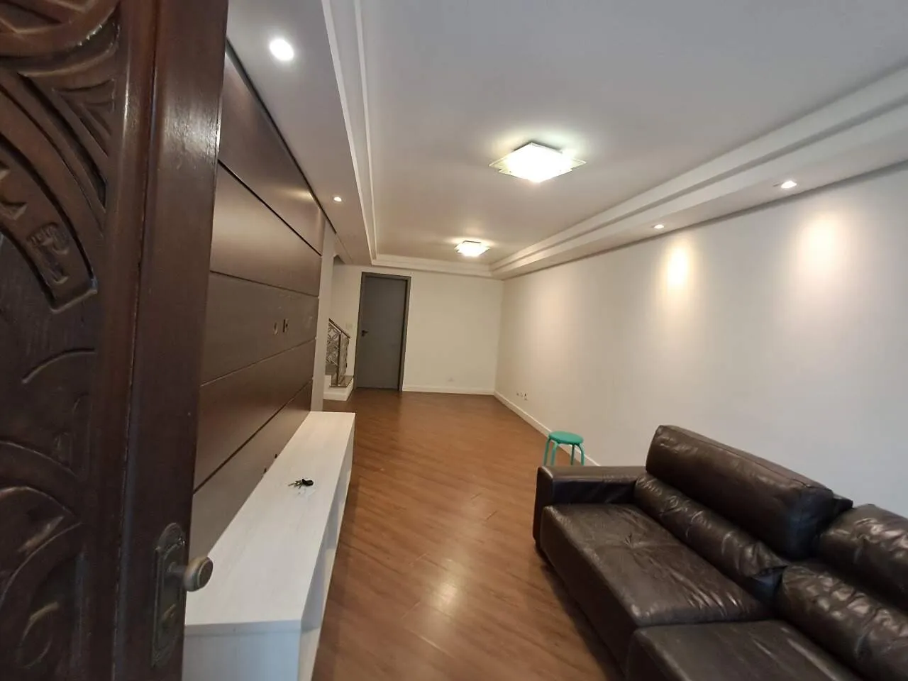 Будинок 138 м² з пральною машиною та балконом із грилем — photo 6