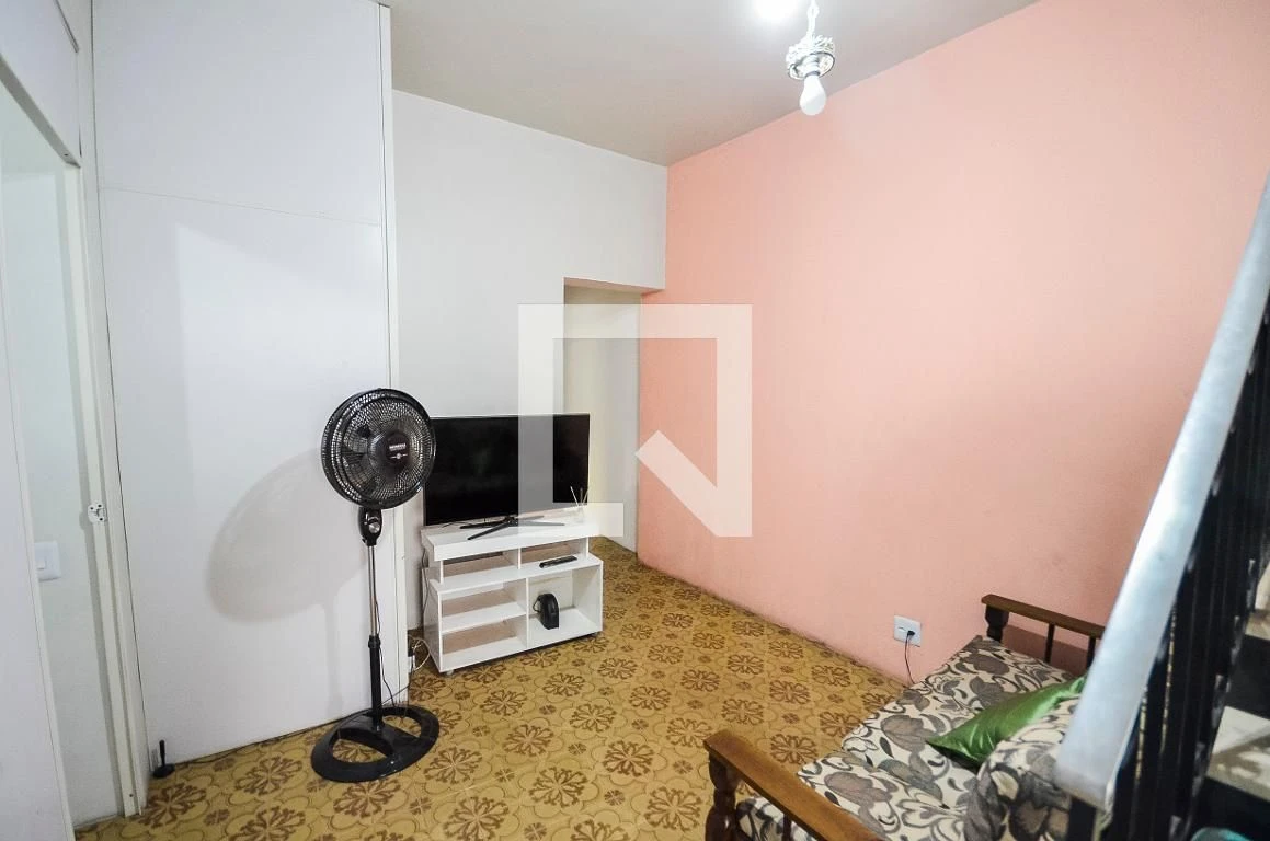 Casa mobiliada com 4 quartos e mesa de trabalho pronta — photo 18